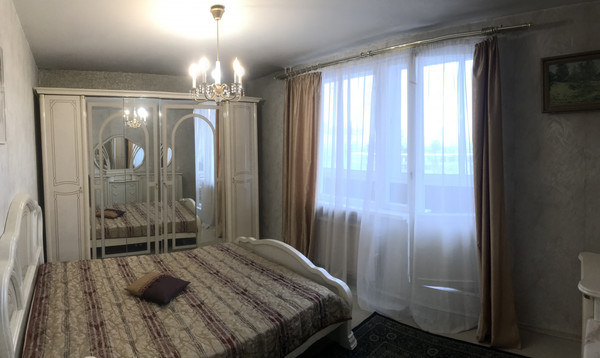 Сдам трехкомнатную (3-комн.) квартиру, Загребский б-р, 7к1, Санкт-Петербург г