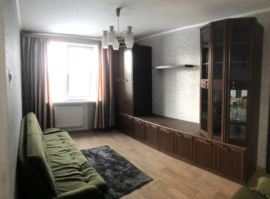 Сдам трехкомнатную (3-комн.) квартиру, Загребский б-р, 7к1, Санкт-Петербург г