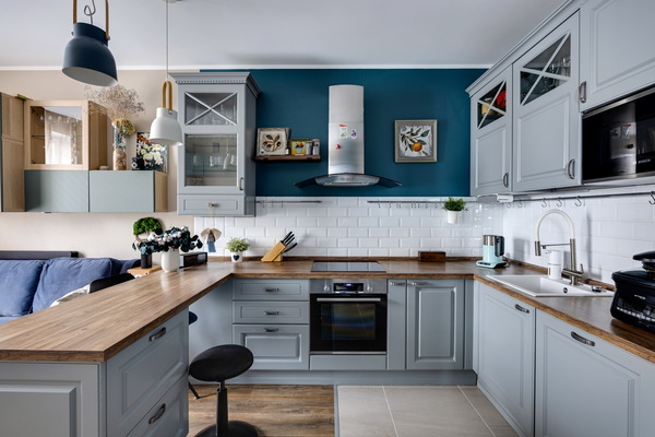 Продам трехкомнатную (3-комн.) квартиру, Олонецкая ул, 4, Москва г