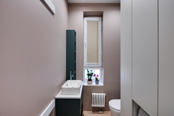 Продам трехкомнатную (3-комн.) квартиру, Олонецкая ул, 4, Москва г