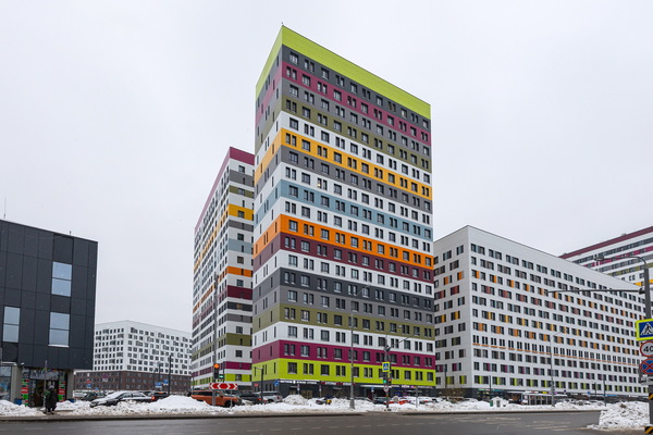 Продам трехкомнатную (3-комн.) квартиру, Олонецкая ул, 4, Москва г