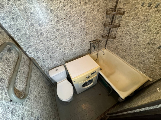 Продам однокомнатную (1-комн.) квартиру, Интернациональный пр-кт, 57, Комсомольск-на-Амуре г