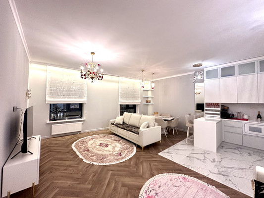 Сдам трехкомнатную (3-комн.) квартиру, Лобачевского ул, 120к3, Москва г