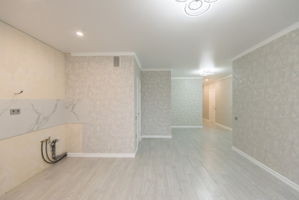 Продам трехкомнатную (3-комн.) квартиру, Береговая ул, 73, Ростов-на-Дону г