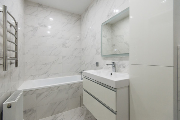 Продам трехкомнатную (3-комн.) квартиру, Береговая ул, 73, Ростов-на-Дону г