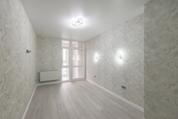 Продам трехкомнатную (3-комн.) квартиру, Береговая ул, 73, Ростов-на-Дону г