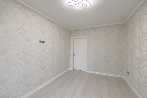 Продам трехкомнатную (3-комн.) квартиру, Береговая ул, 73, Ростов-на-Дону г