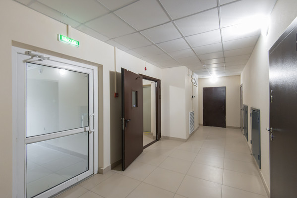 Продам трехкомнатную (3-комн.) квартиру, Береговая ул, 73, Ростов-на-Дону г