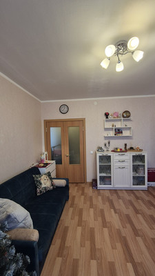 Продам однокомнатную (1-комн.) квартиру, Холмогорская ул, 4б, Пермь г