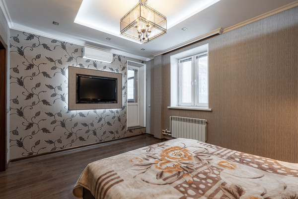 Продам трехкомнатную (3-комн.) квартиру, Дубравная ул, 34, Казань г