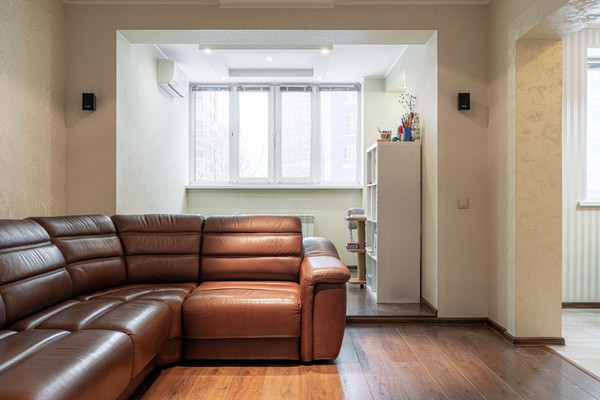 Продам трехкомнатную (3-комн.) квартиру, Дубравная ул, 34, Казань г