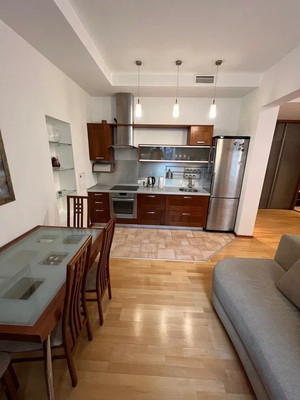 Продам однокомнатную (1-комн.) квартиру, Строителей ул, 6к1, Москва г