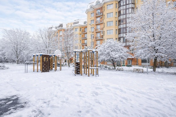 Продам двухкомнатную (2-комн.) квартиру, Соловьиная Роща ул, 9, Москва г