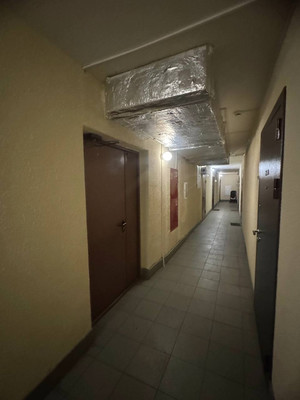 Продам однокомнатную (1-комн.) квартиру, Школьная ул, 11к1, Бугры п