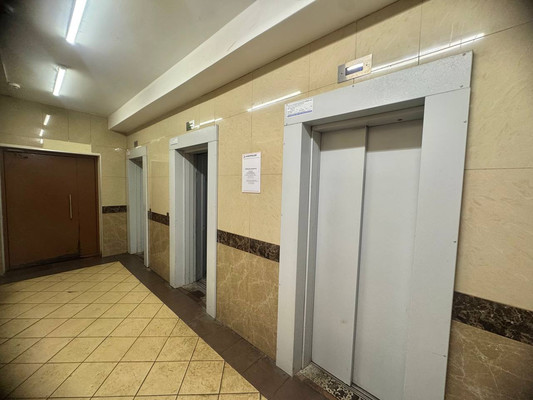 Продам однокомнатную (1-комн.) квартиру, Школьная ул, 11к1, Бугры п