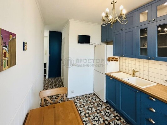 Продам двухкомнатную (2-комн.) квартиру, Ленинский пр-кт, 34/1, Москва г