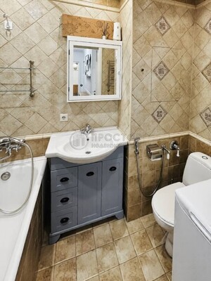 Продам двухкомнатную (2-комн.) квартиру, Ленинский пр-кт, 34/1, Москва г