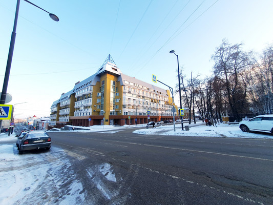 Продам двухкомнатную (2-комн.) квартиру, Первомайская ул, 57, Липецк г