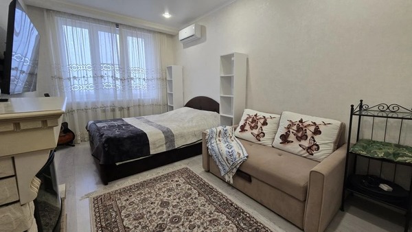 Продам однокомнатную (1-комн.) квартиру, Ленина ул, 180А, Анапа г