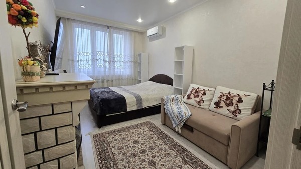 Продам однокомнатную (1-комн.) квартиру, Ленина ул, 180А, Анапа г