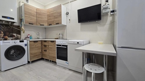 Продам однокомнатную (1-комн.) квартиру, Ленина ул, 180А, Анапа г