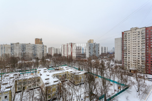 Продам однокомнатную (1-комн.) квартиру, Осенний б-р, 16к2, Москва г