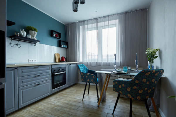 Сдам однокомнатную (1-комн.) квартиру, Загородная ул, 43к3, Колпино г