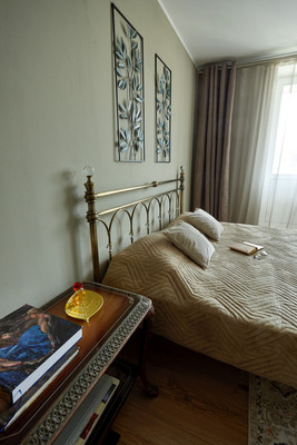 Сдам однокомнатную (1-комн.) квартиру, Загородная ул, 43к3, Колпино г