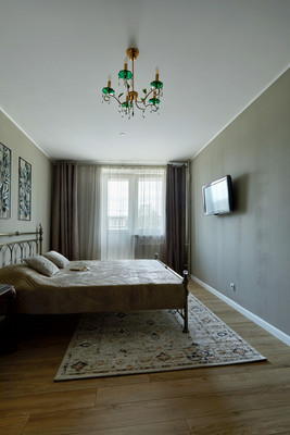 Сдам однокомнатную (1-комн.) квартиру, Загородная ул, 43к3, Колпино г