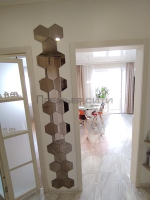 Продам однокомнатную (1-комн.) квартиру, Молодежная ул, 48, Калуга г