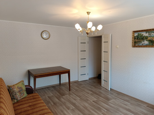 Продам двухкомнатную (2-комн.) квартиру, Рихарда Зорге ул, 12, Казань г