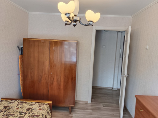 Продам двухкомнатную (2-комн.) квартиру, Рихарда Зорге ул, 12, Казань г