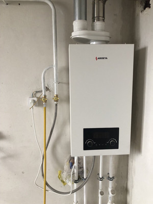 Продам однокомнатную (1-комн.) квартиру, 6-й пер, 14ка, Майкоп г