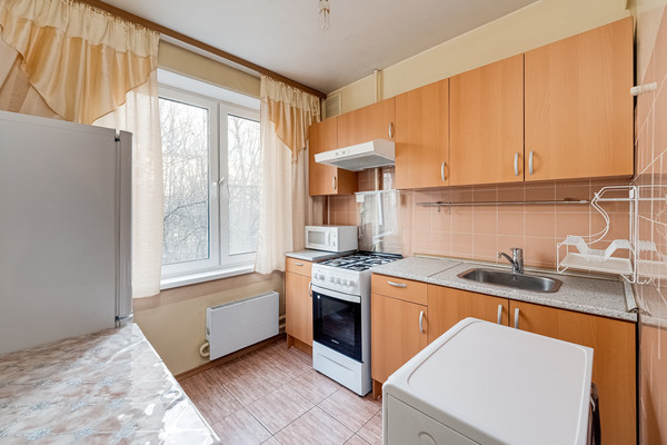 Сдам однокомнатную (1-комн.) квартиру, Профсоюзная ул, 136к3, Москва г