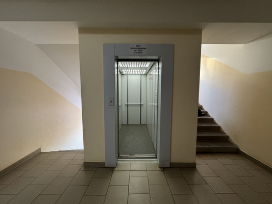 Продам трехкомнатную (3-комн.) квартиру, Мончегорская ул, 12к6, Нижний Новгород г