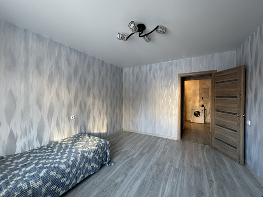 Продам трехкомнатную (3-комн.) квартиру, Мончегорская ул, 12к6, Нижний Новгород г