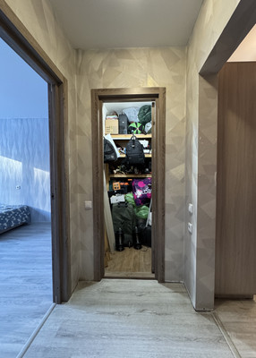 Продам трехкомнатную (3-комн.) квартиру, Мончегорская ул, 12к6, Нижний Новгород г