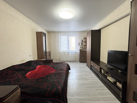 Продам трехкомнатную (3-комн.) квартиру, Мончегорская ул, 12к6, Нижний Новгород г