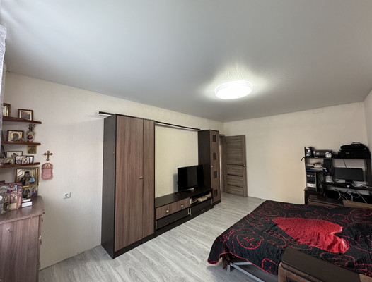 Продам трехкомнатную (3-комн.) квартиру, Мончегорская ул, 12к6, Нижний Новгород г