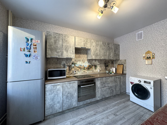 Продам трехкомнатную (3-комн.) квартиру, Мончегорская ул, 12к6, Нижний Новгород г