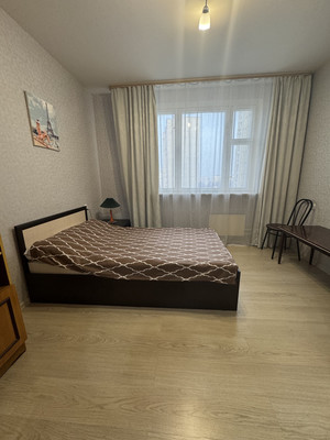 Продам трехкомнатную (3-комн.) квартиру, Профсоюзная ул, 128, Москва г