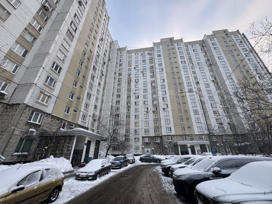 Продам трехкомнатную (3-комн.) квартиру, Профсоюзная ул, 128, Москва г