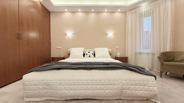 Продам многокомнатную квартиру, Большая Монетная ул, 5, Санкт-Петербург г