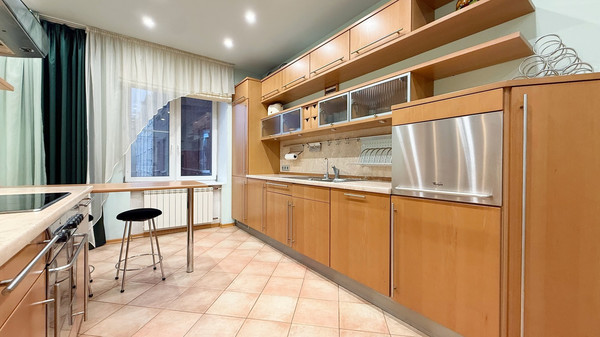 Продам многокомнатную квартиру, Большая Монетная ул, 5, Санкт-Петербург г