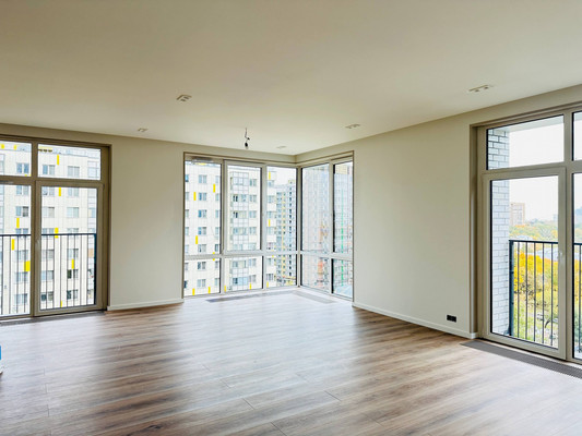 Продам трехкомнатную (3-комн.) квартиру, Гжатская ул, 5к6, Москва г