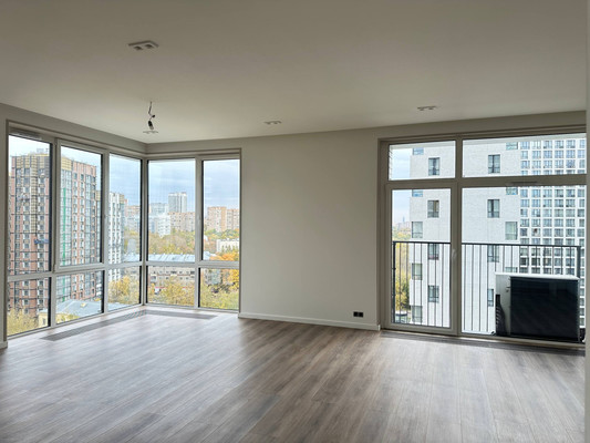 Продам трехкомнатную (3-комн.) квартиру, Гжатская ул, 5к6, Москва г