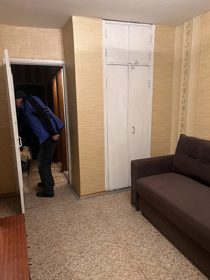 Продам трехкомнатную (3-комн.) квартиру, Добролюбова ул, 1, Иркутск г