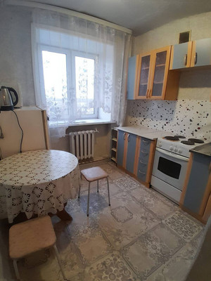 Продам однокомнатную (1-комн.) квартиру, Школьная ул, 26, Черемхово г