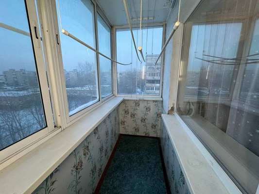 Продам трехкомнатную (3-комн.) квартиру, Гамарника ул, 19к6, Комсомольск-на-Амуре г