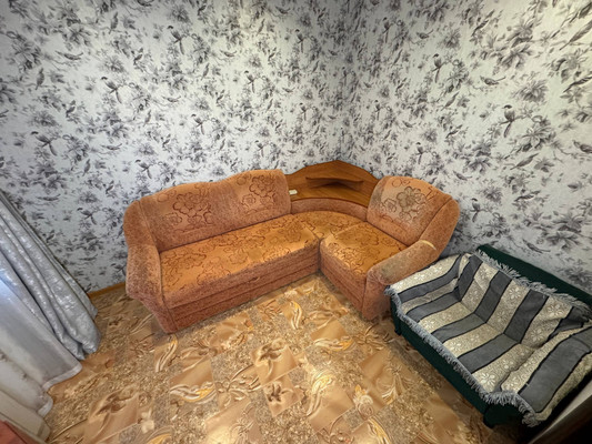 Продам трехкомнатную (3-комн.) квартиру, Гамарника ул, 19к6, Комсомольск-на-Амуре г